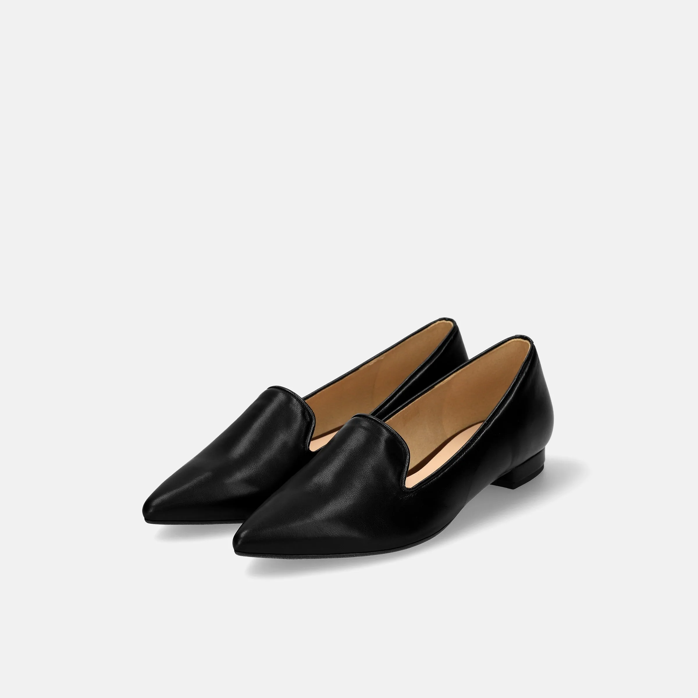 15% OFF: 2024SSBI: Opera Design Flat Shoes (4772) Black