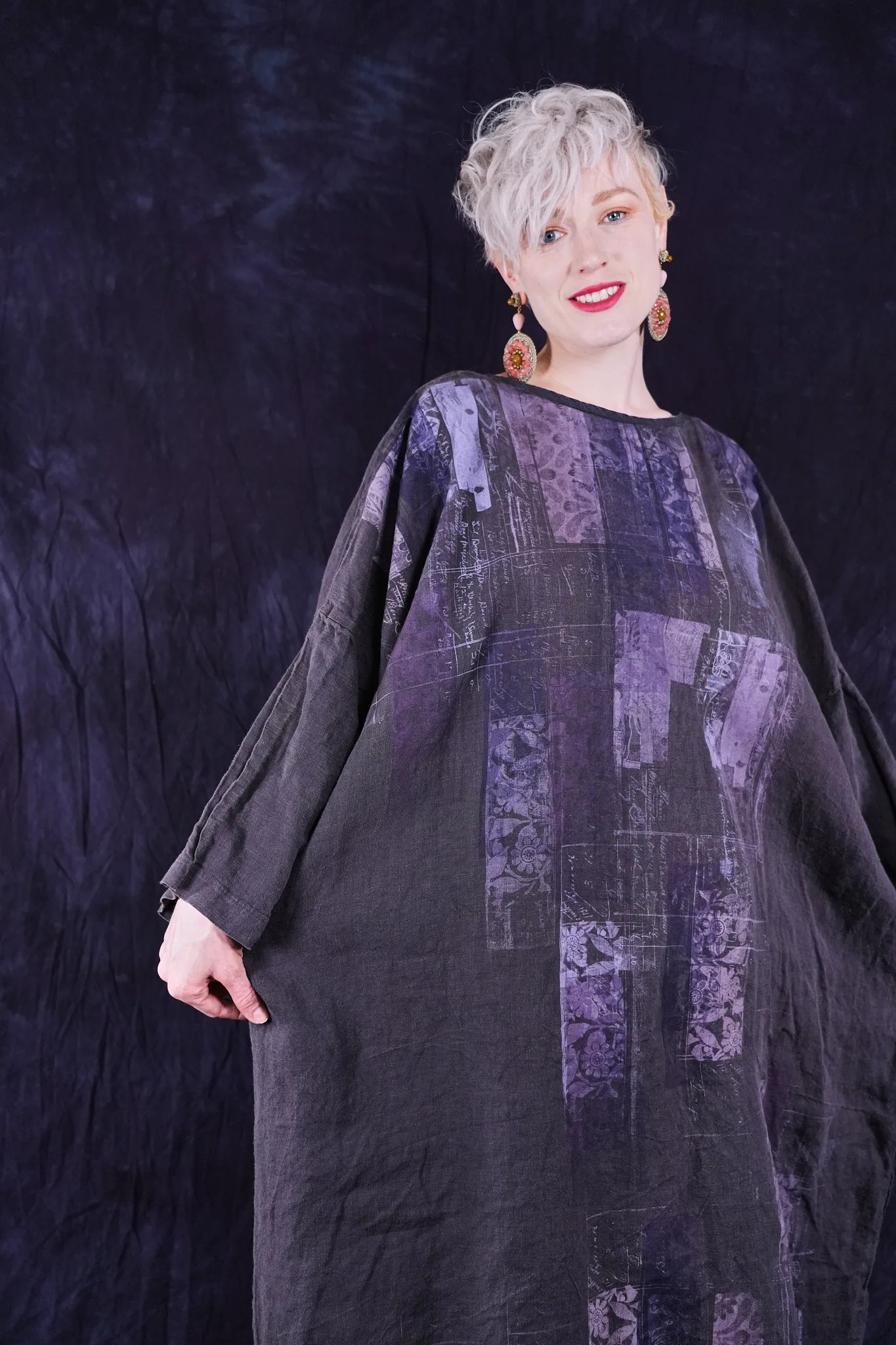 2210-2 Linen Gallery Dress Black Sand-P