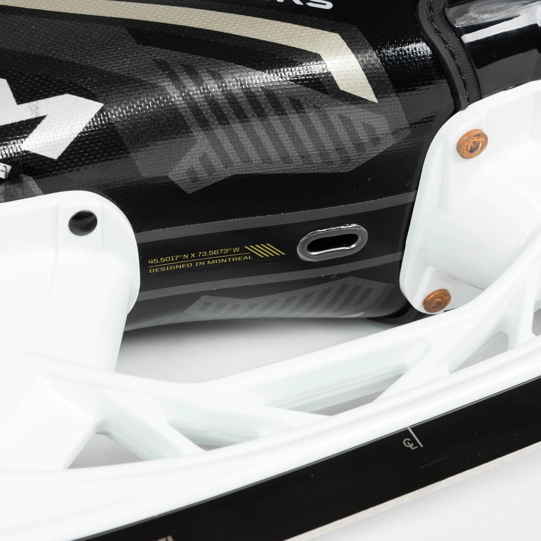 CCM Tacks AS-V Intermediate Hockey Skates