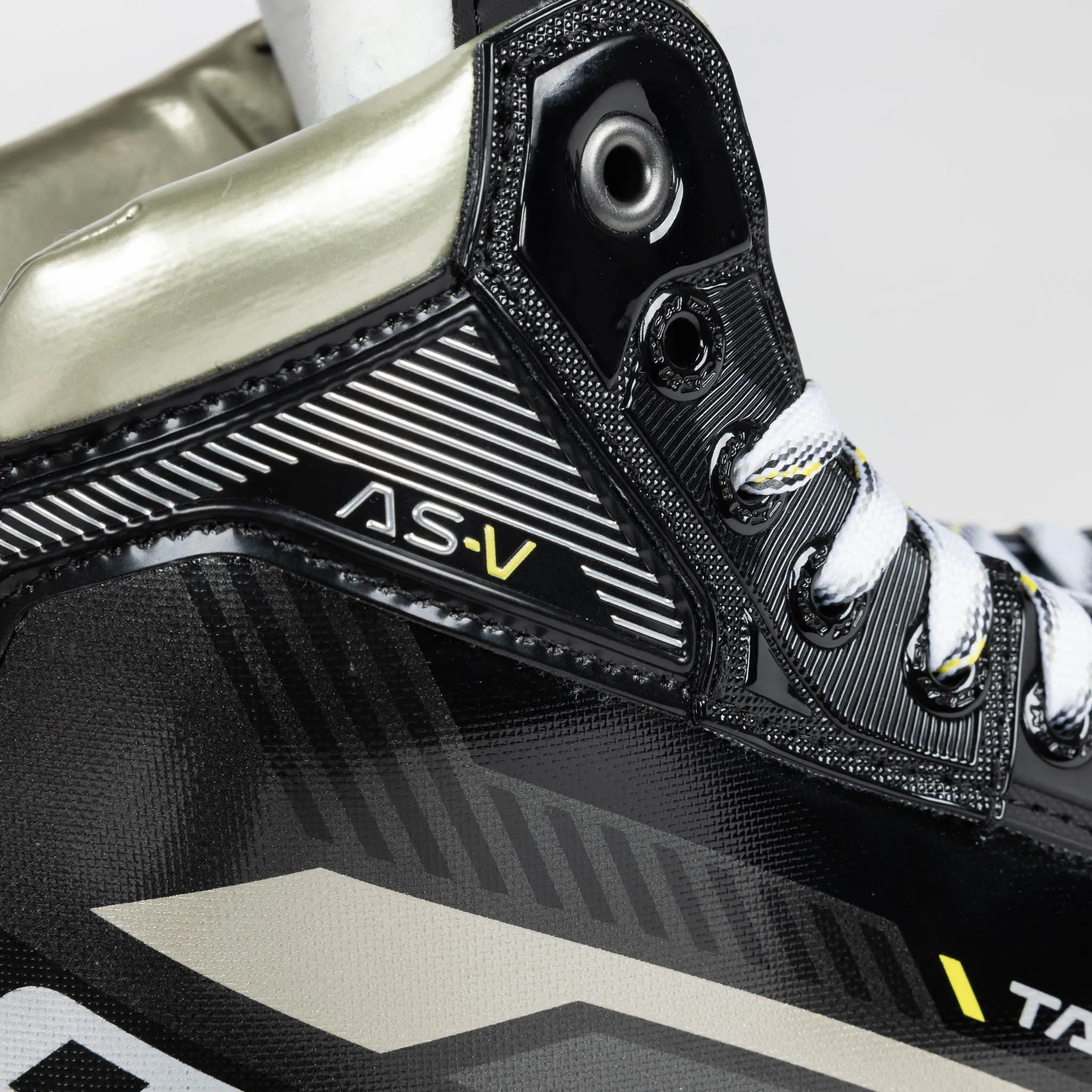 CCM Tacks AS-V Intermediate Hockey Skates