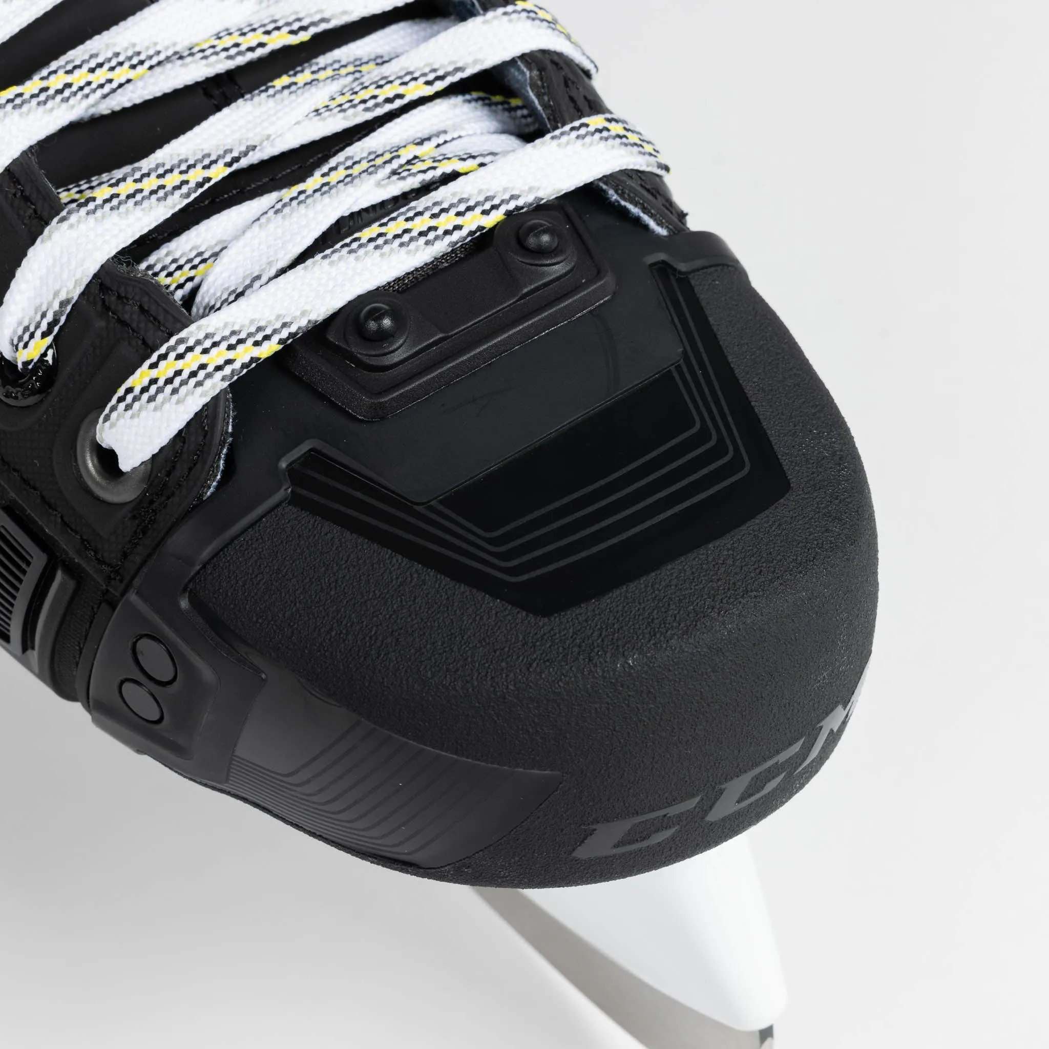 CCM Tacks AS-V Intermediate Hockey Skates