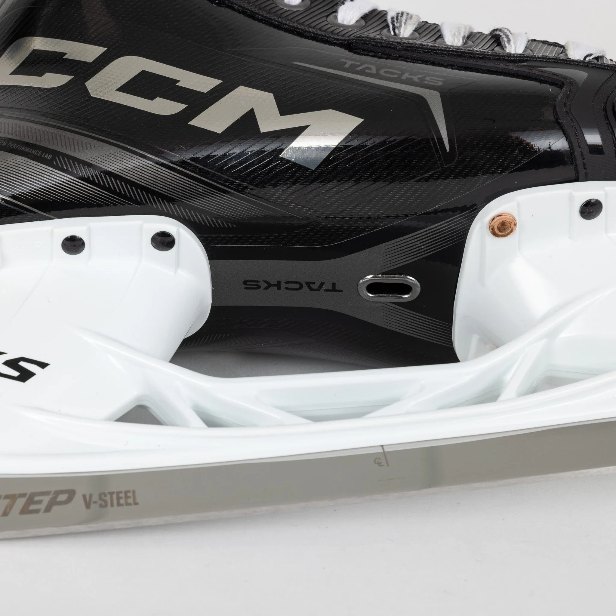 CCM Tacks XF Senior Hockey Skates