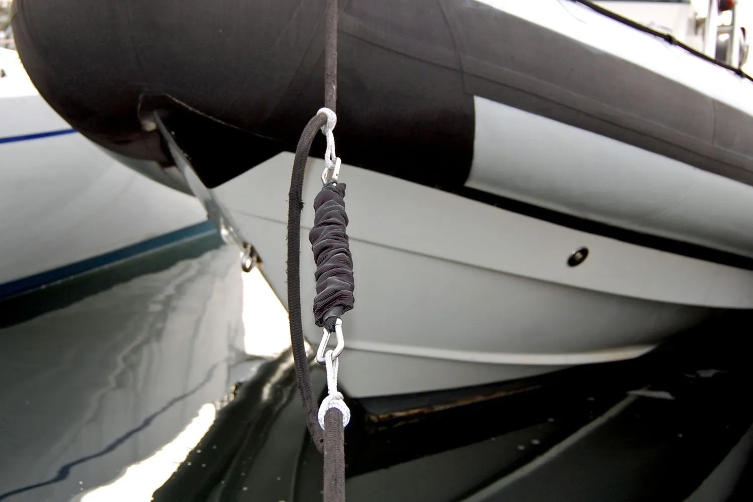 DockShockle™, Black, 12" (31 cm)