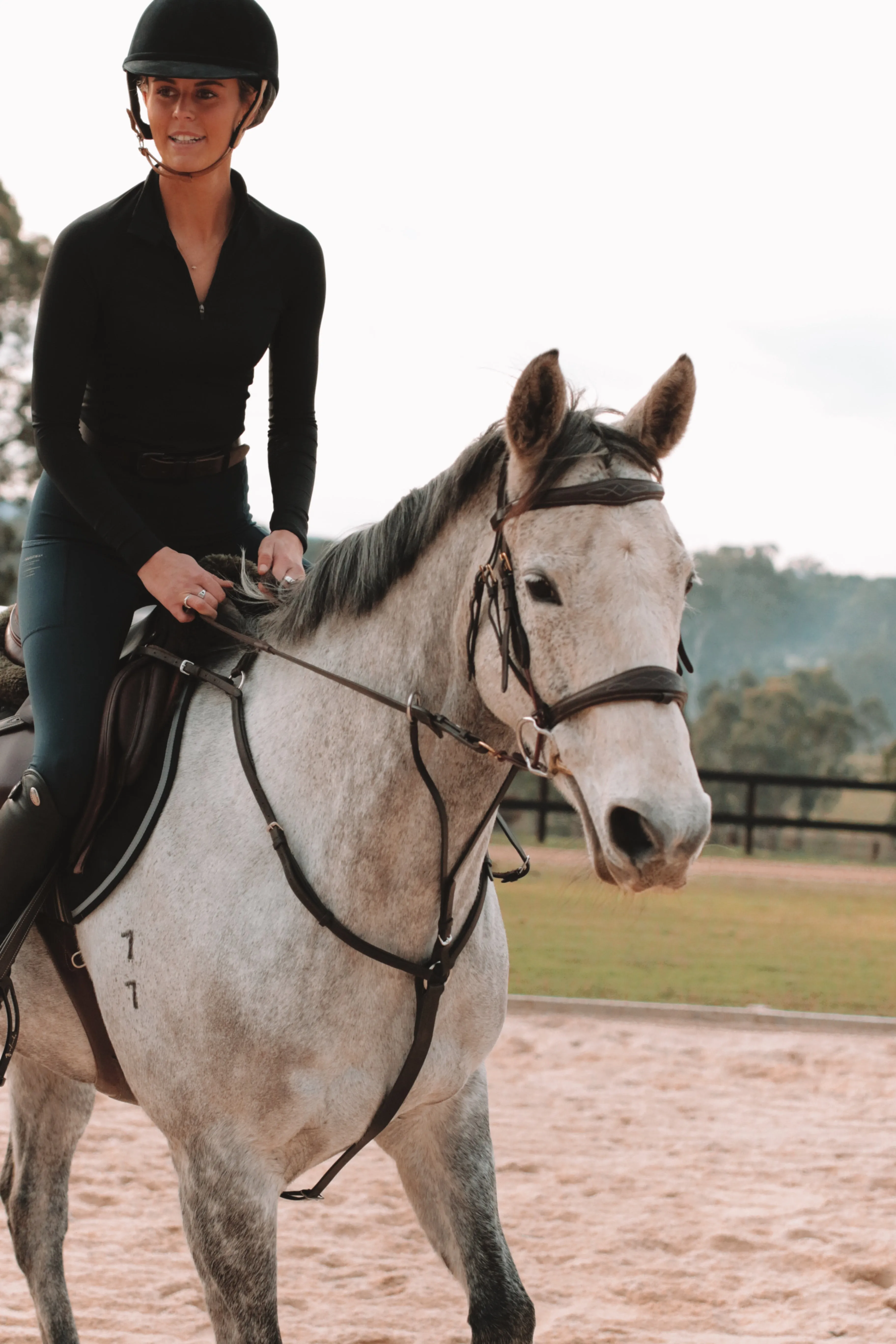 Elegance Base layer in Black
