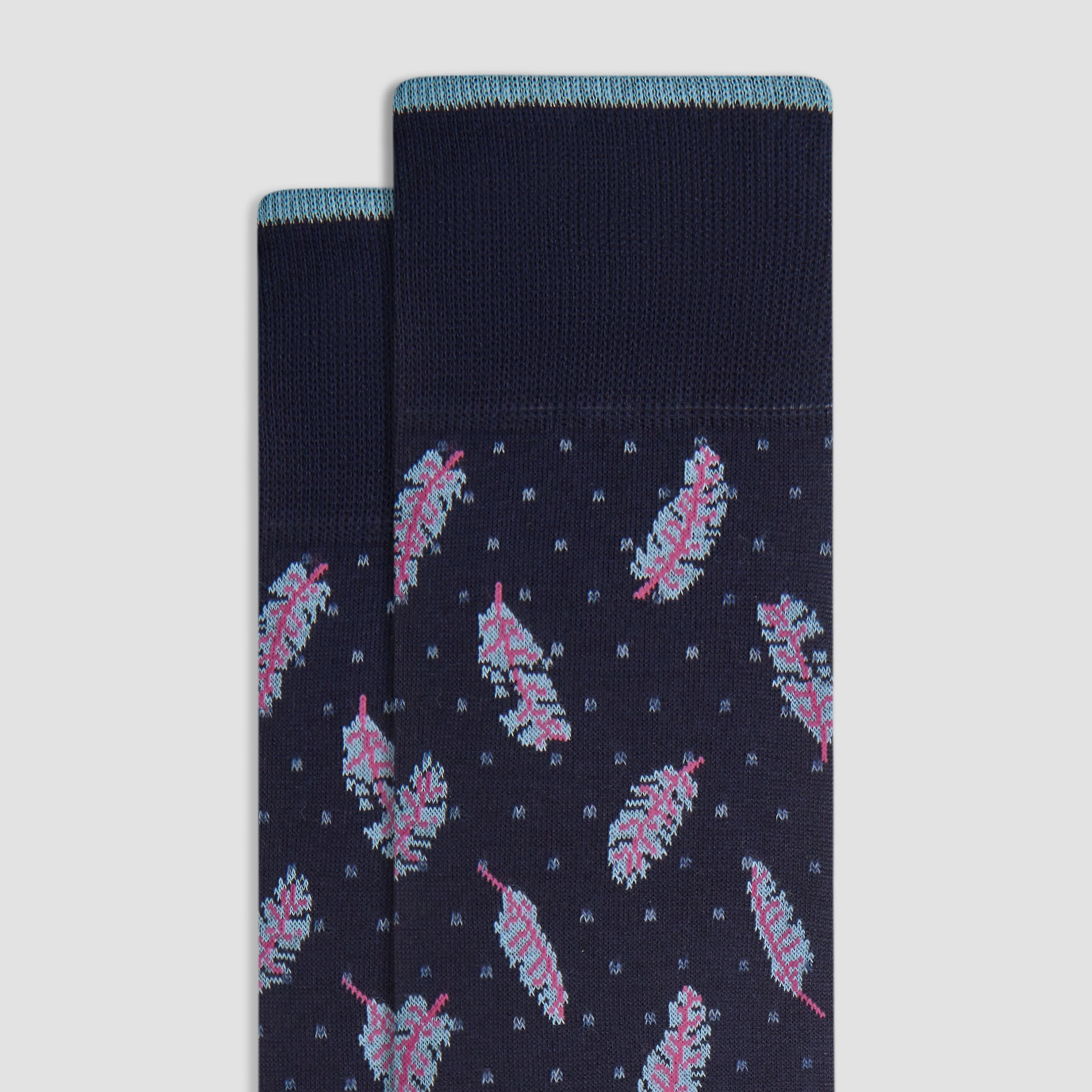 Feather Patterned Mid-Calf Socks