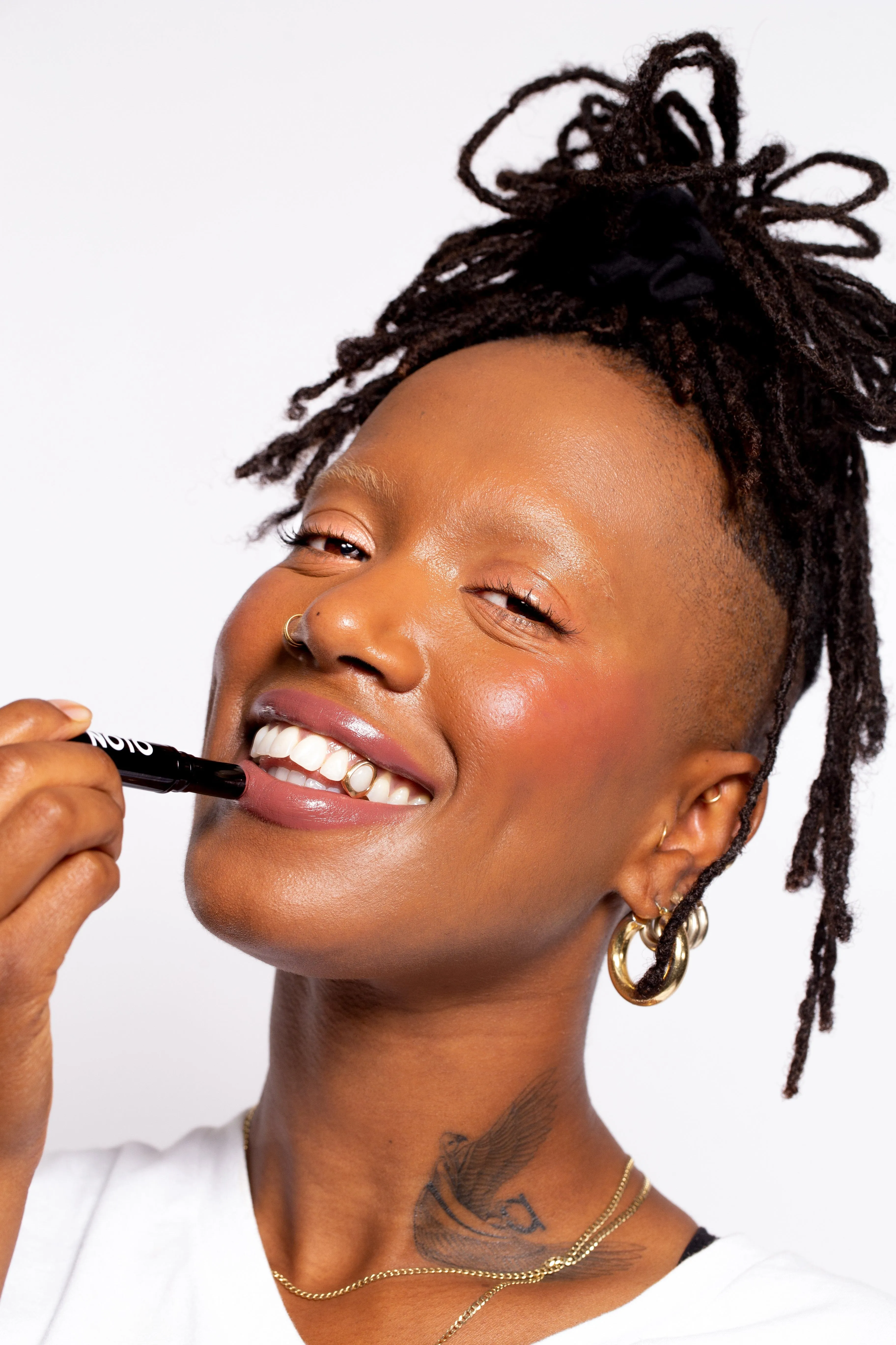 FIVE: MULTI-BENE STICK // LIPS   CHEEKS