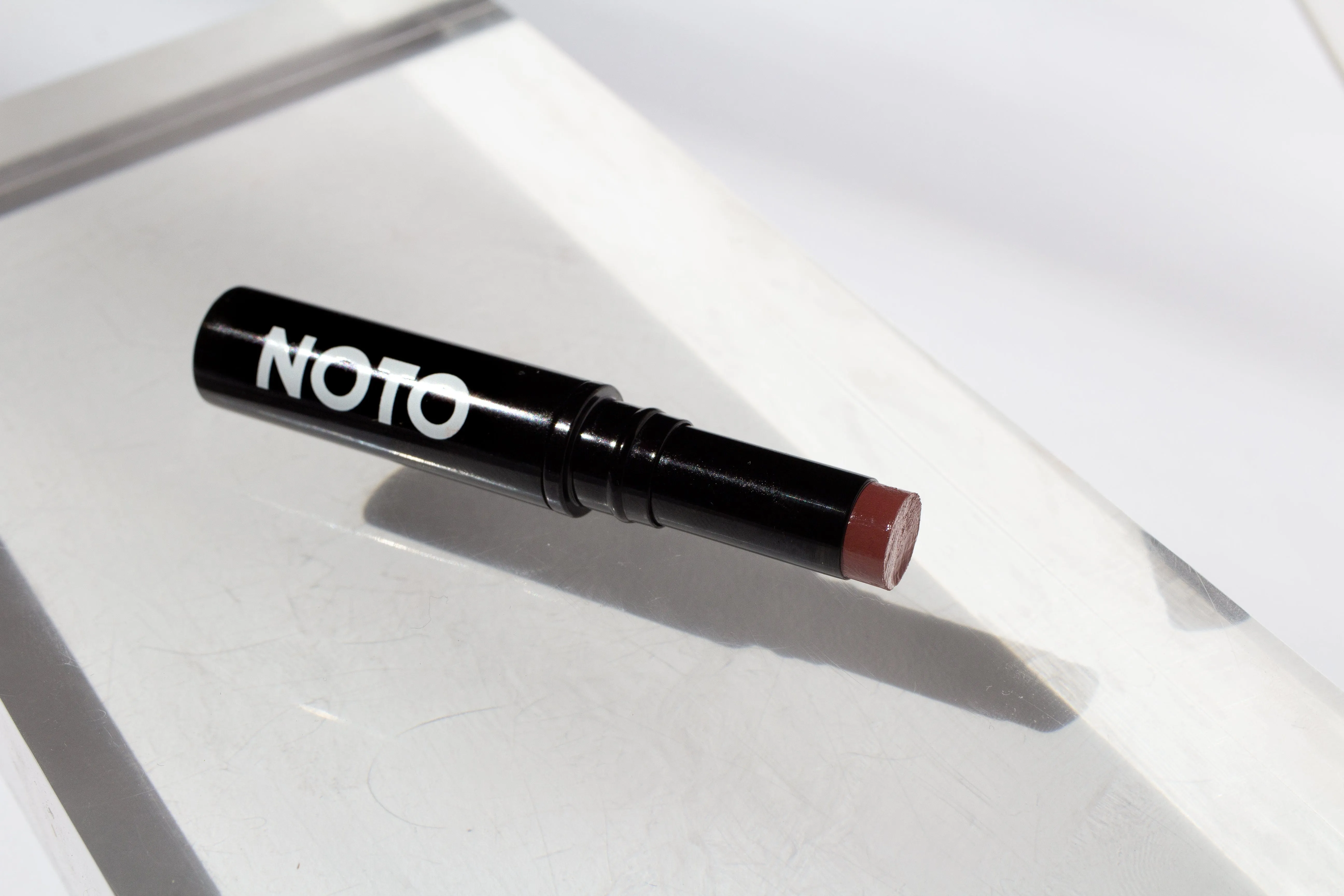 FIVE: MULTI-BENE STICK // LIPS   CHEEKS