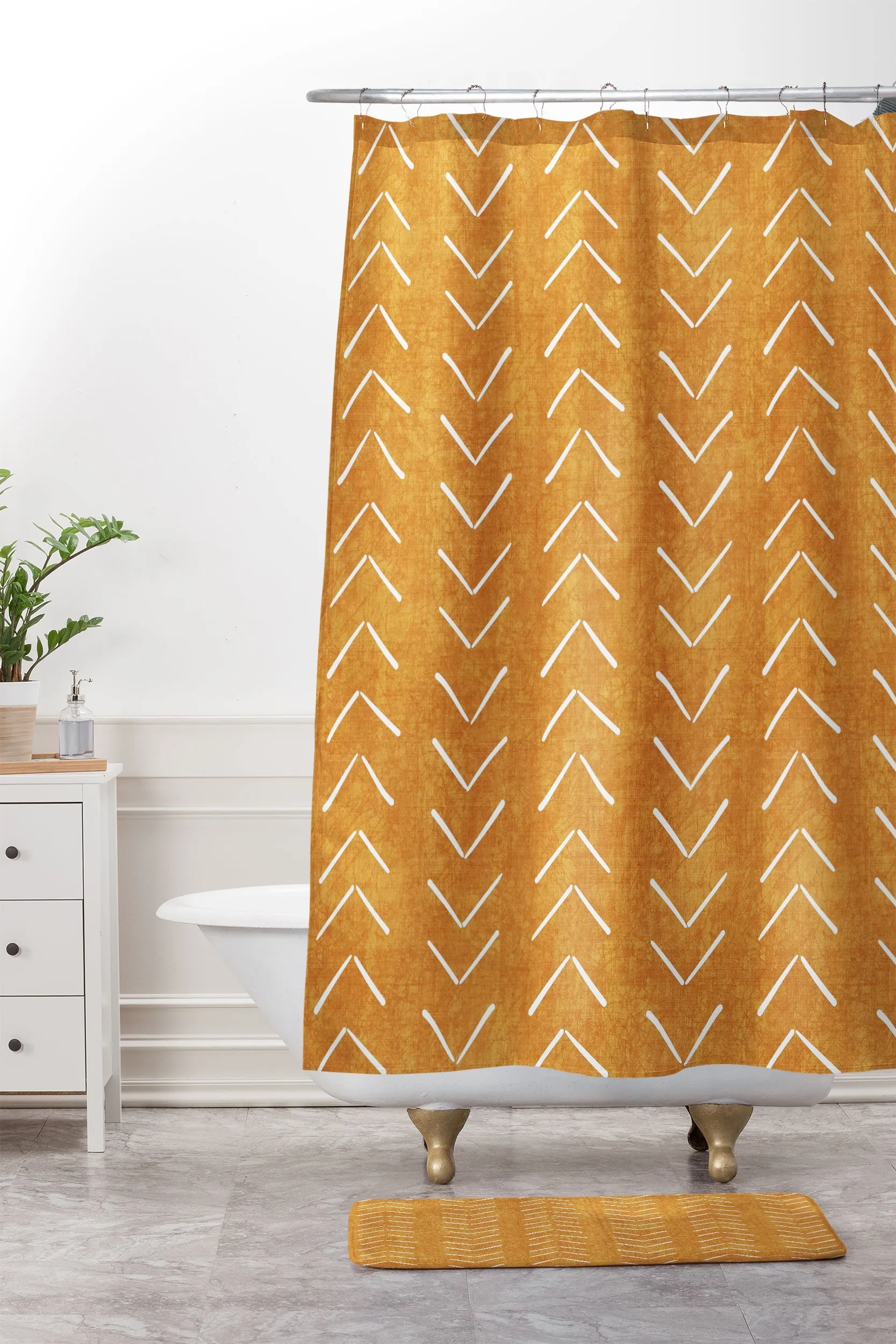 MUD CLOTH BIG ARROWS IN YELLOW MEMORY FOAM BATH MAT
