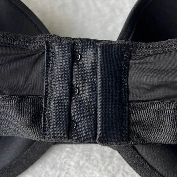 Negative Molded Underwire Bra