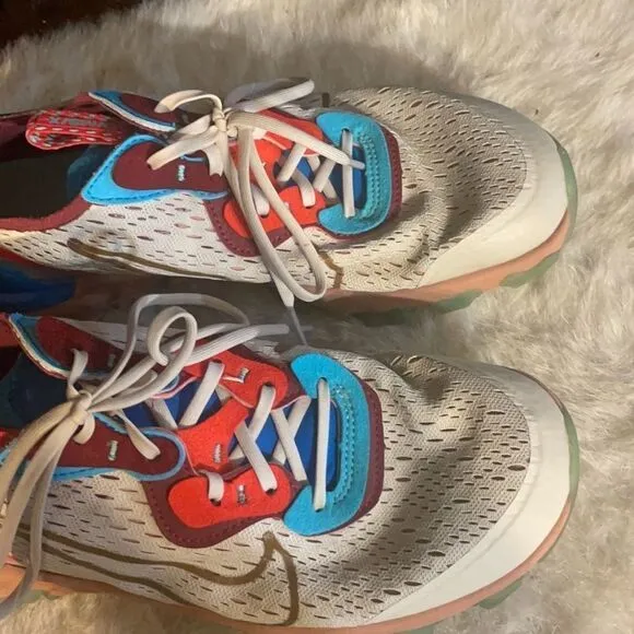 Nike shoes 6.5 (3200)