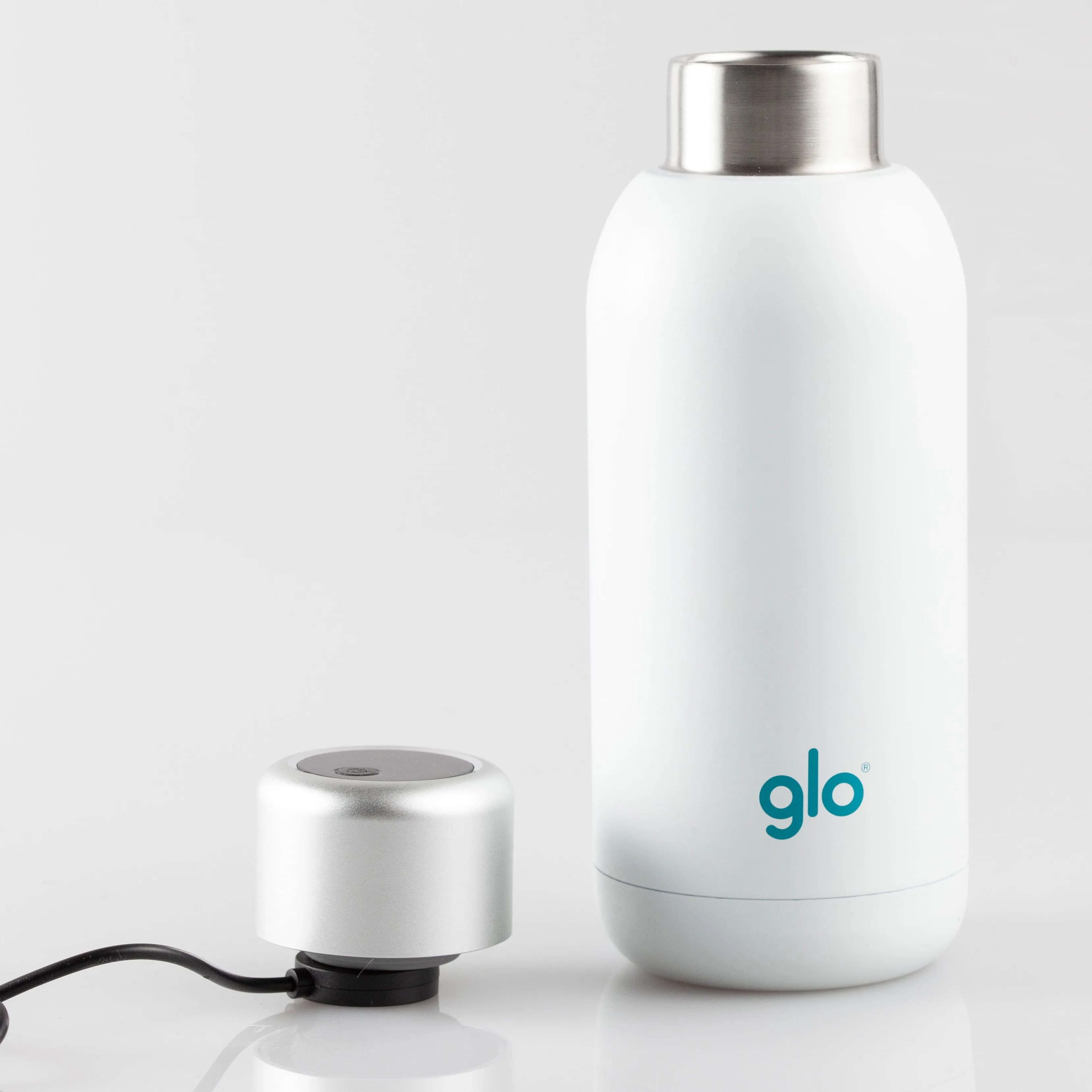 PURE BOTTLE: the UV self-cleaning bottle!