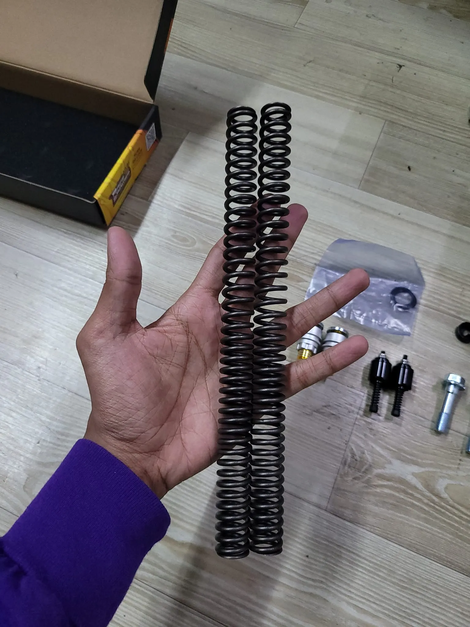RACE POWER FRONT SHOCK SPRING FOR SNIPER 150