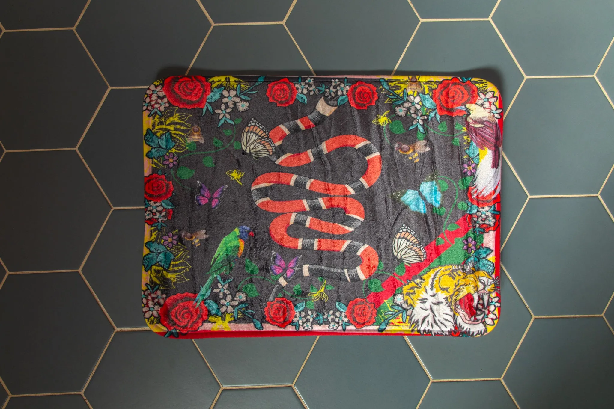 Royal Snake Bathmat