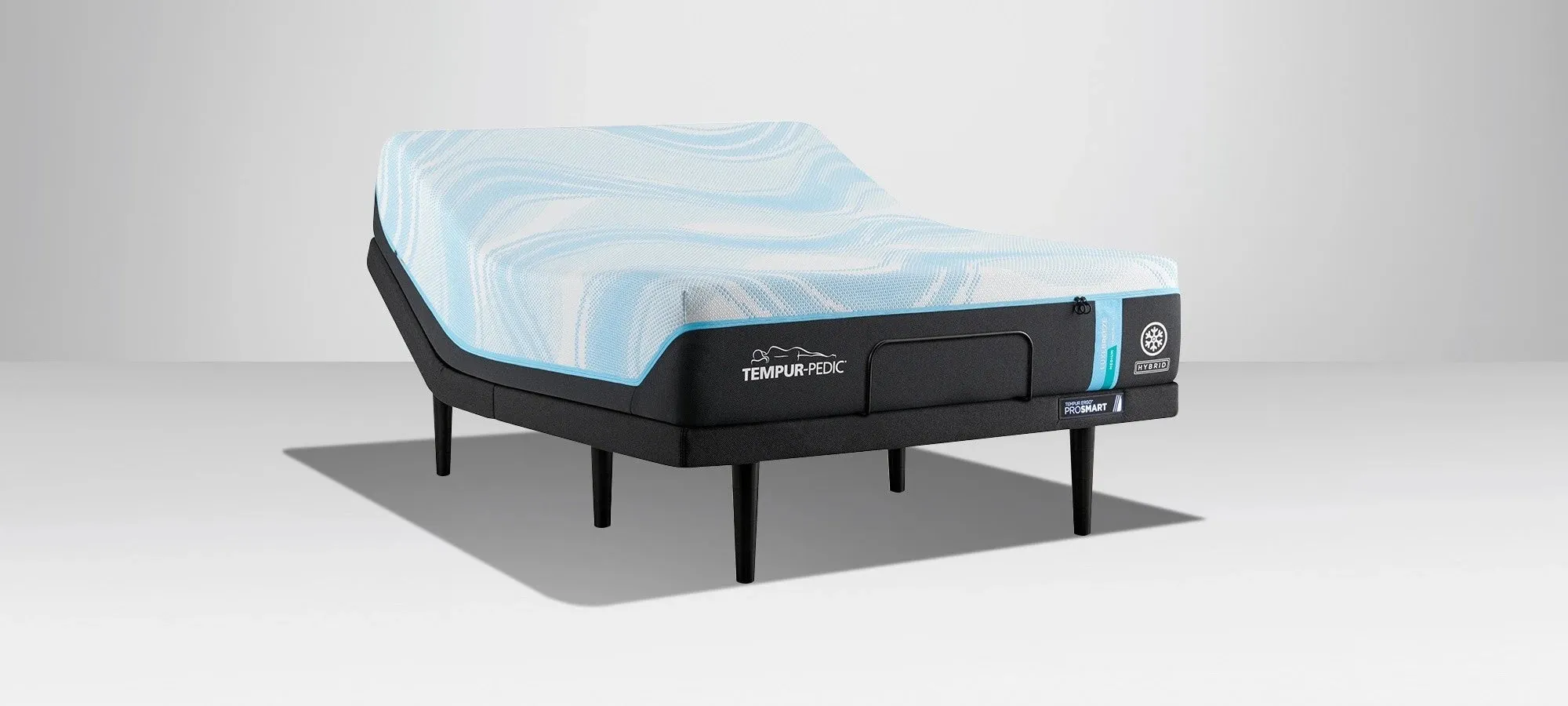 TEMPUR-Luxe-Breeze° Medium Hybrid by Tempurpedic™