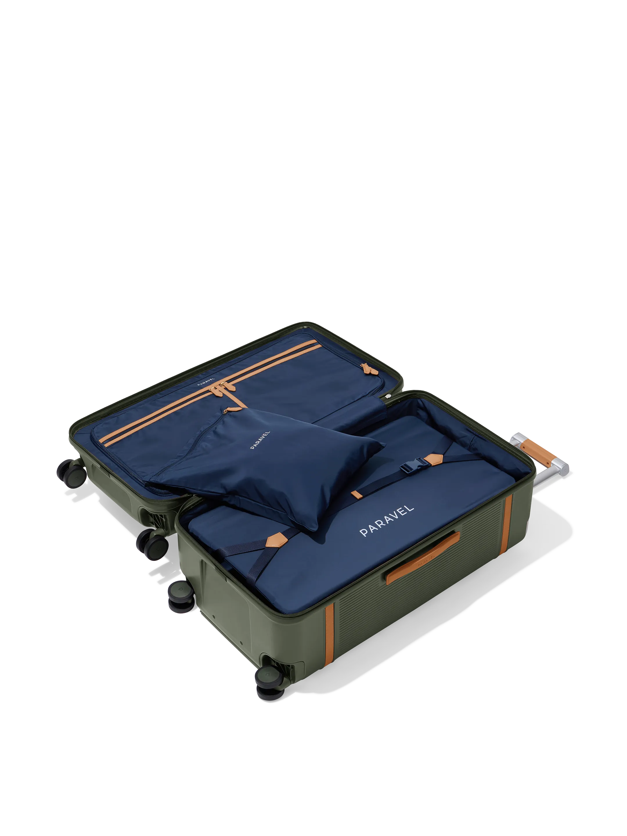 The Aviator Trunk Set