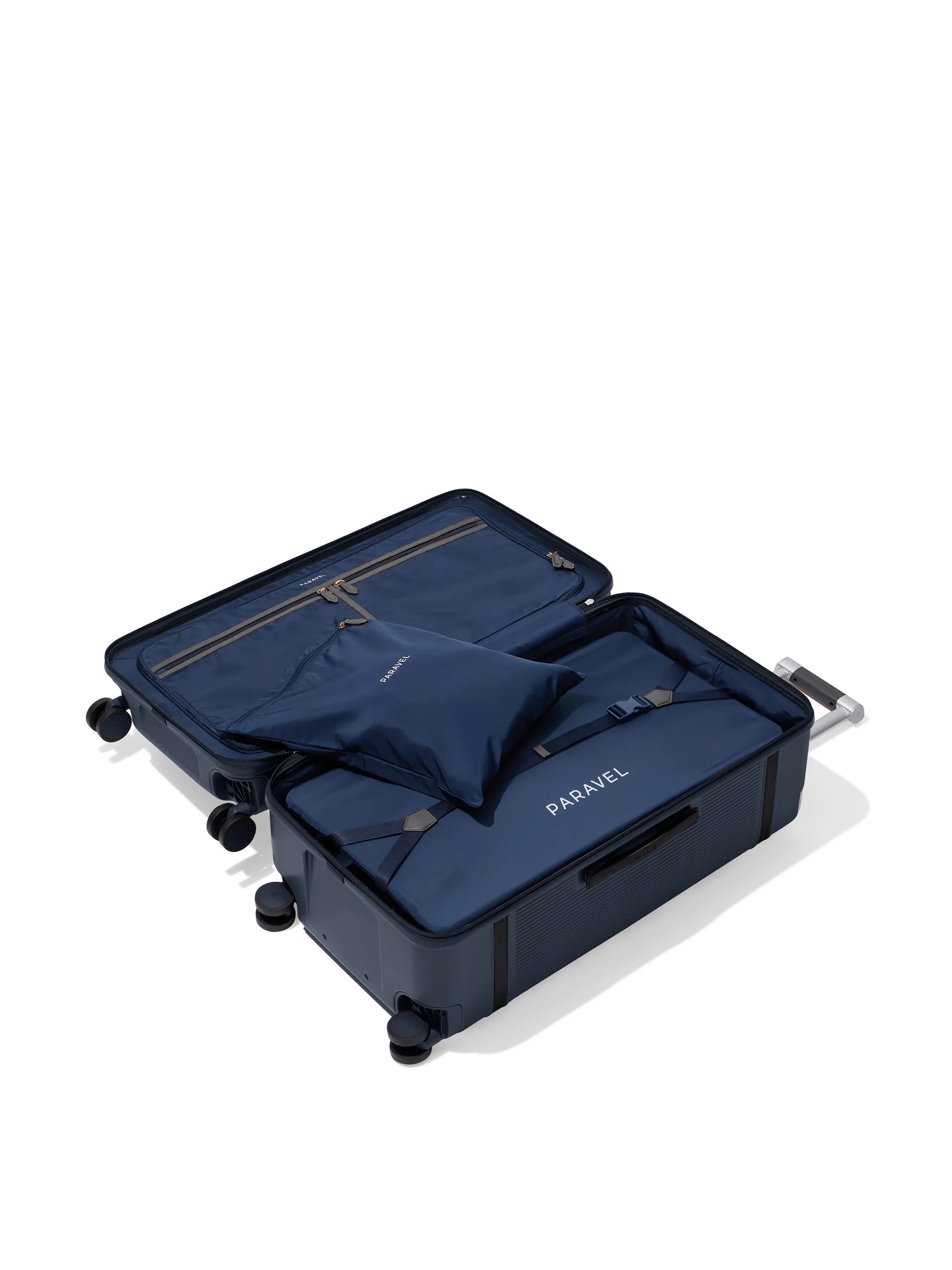 The Aviator Trunk Set