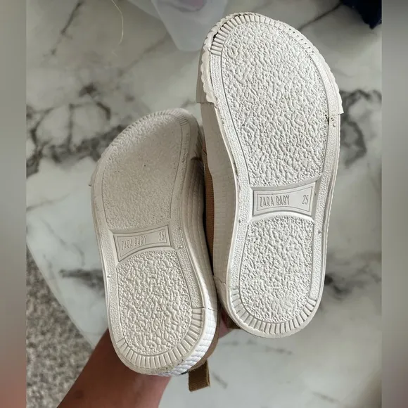 Zara Disney shoes